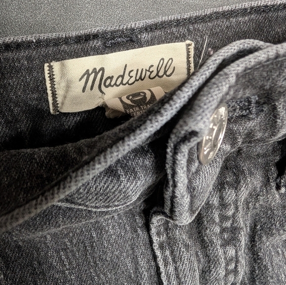 Madewell Faded Black The Perfect Jean Shorts High Waist Distressed Raw Hem 27 - Picture 3 of 9